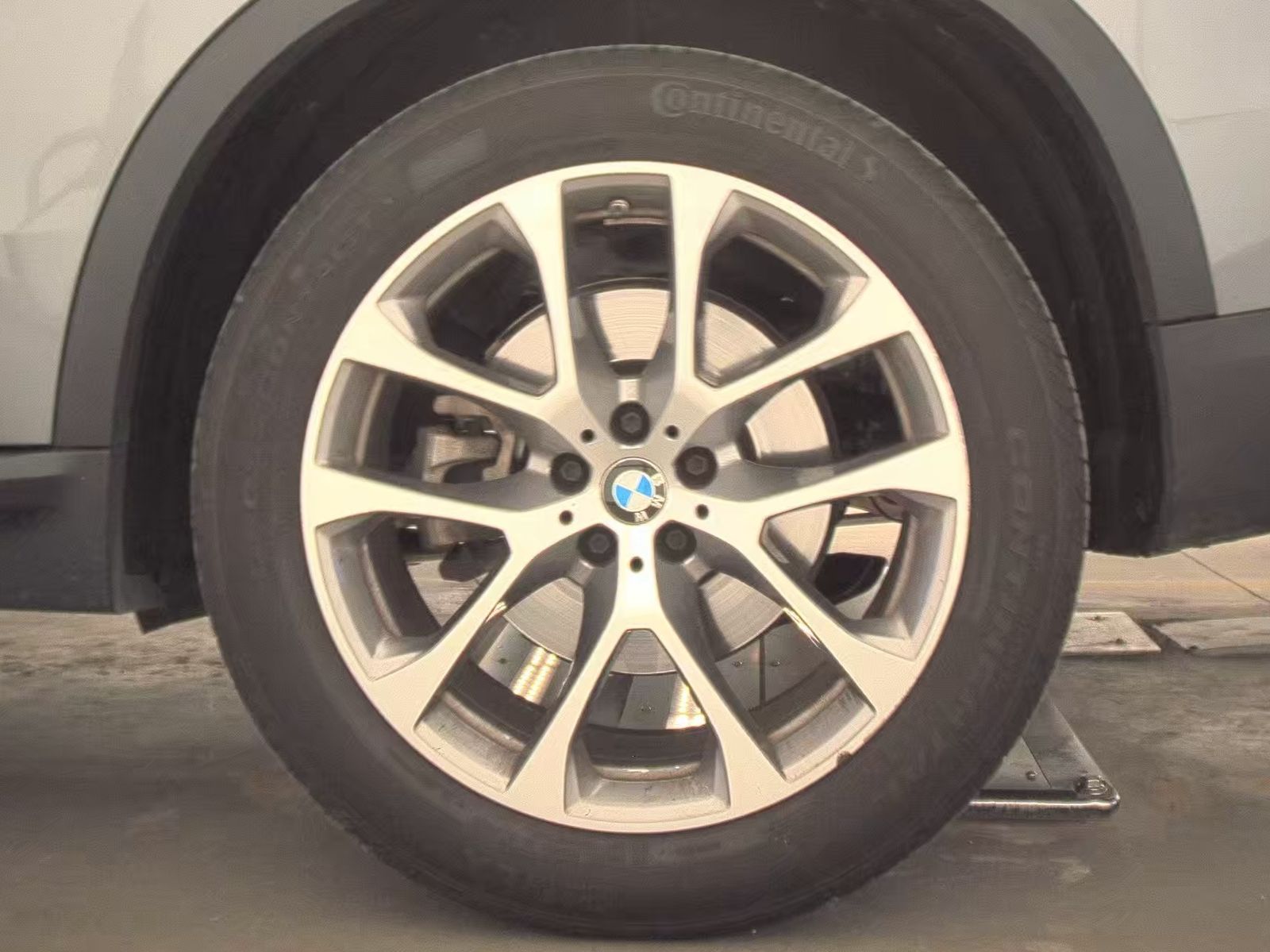 2024 BMW X5 xDrive40i AWD