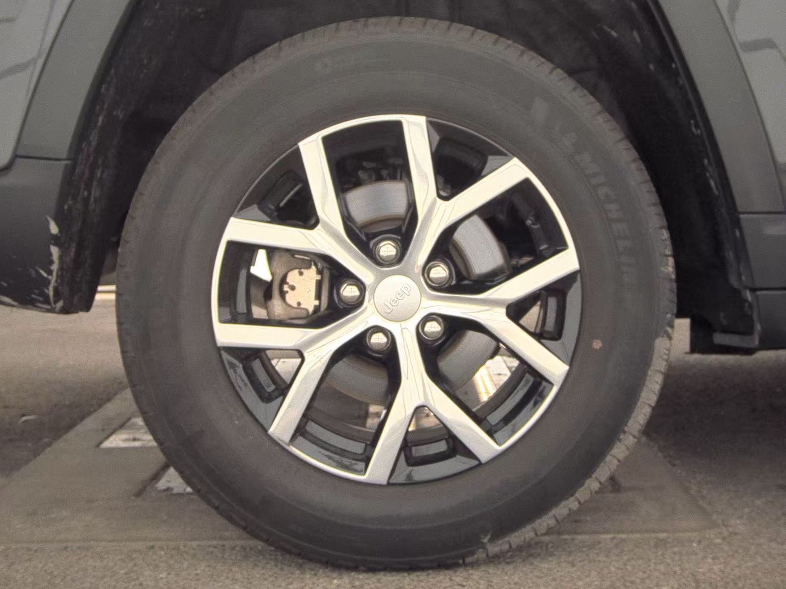 2024 Jeep Grand Cherokee Limited AWD