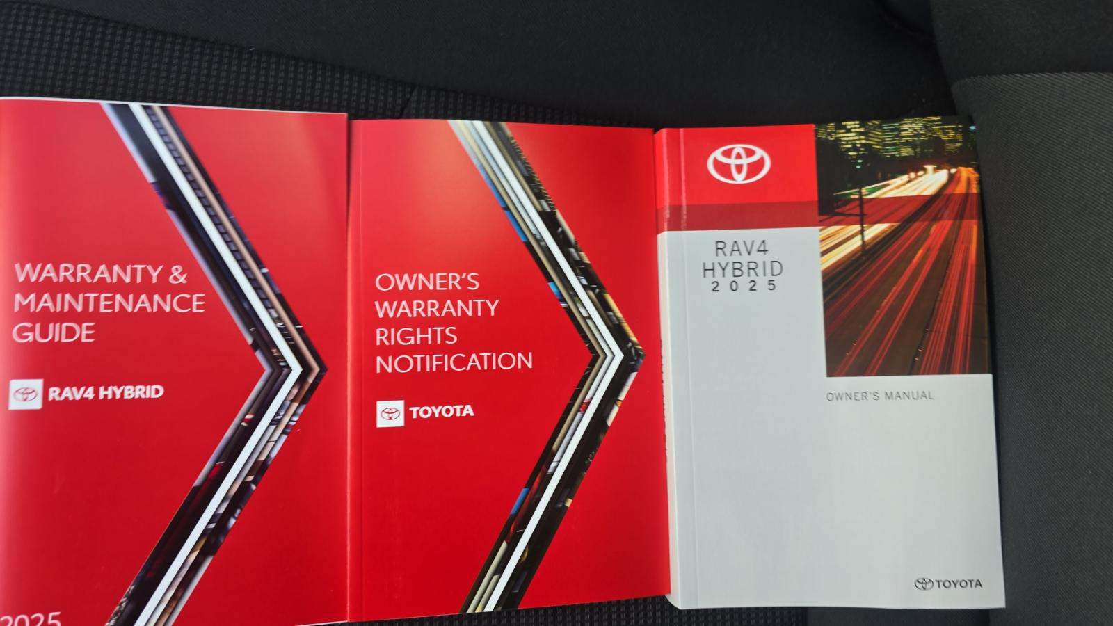 2025 Toyota RAV4 Hybrid LE AWD