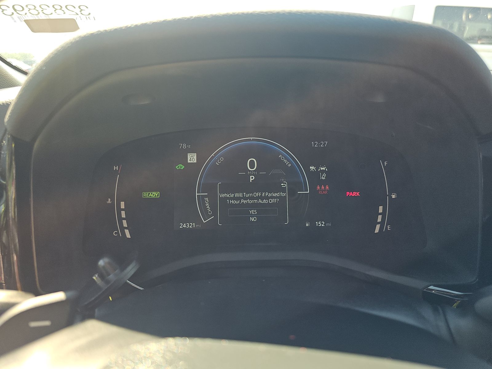 2025 Toyota Camry SE FWD