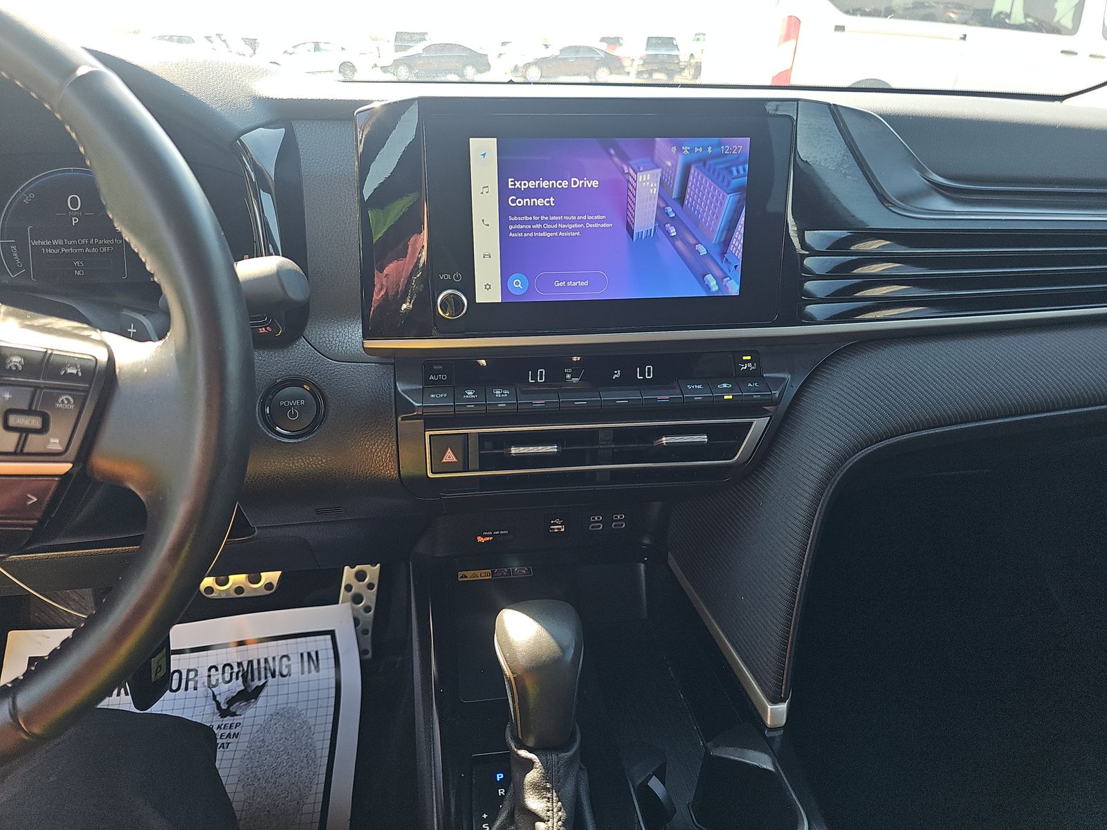 2025 Toyota Camry SE FWD