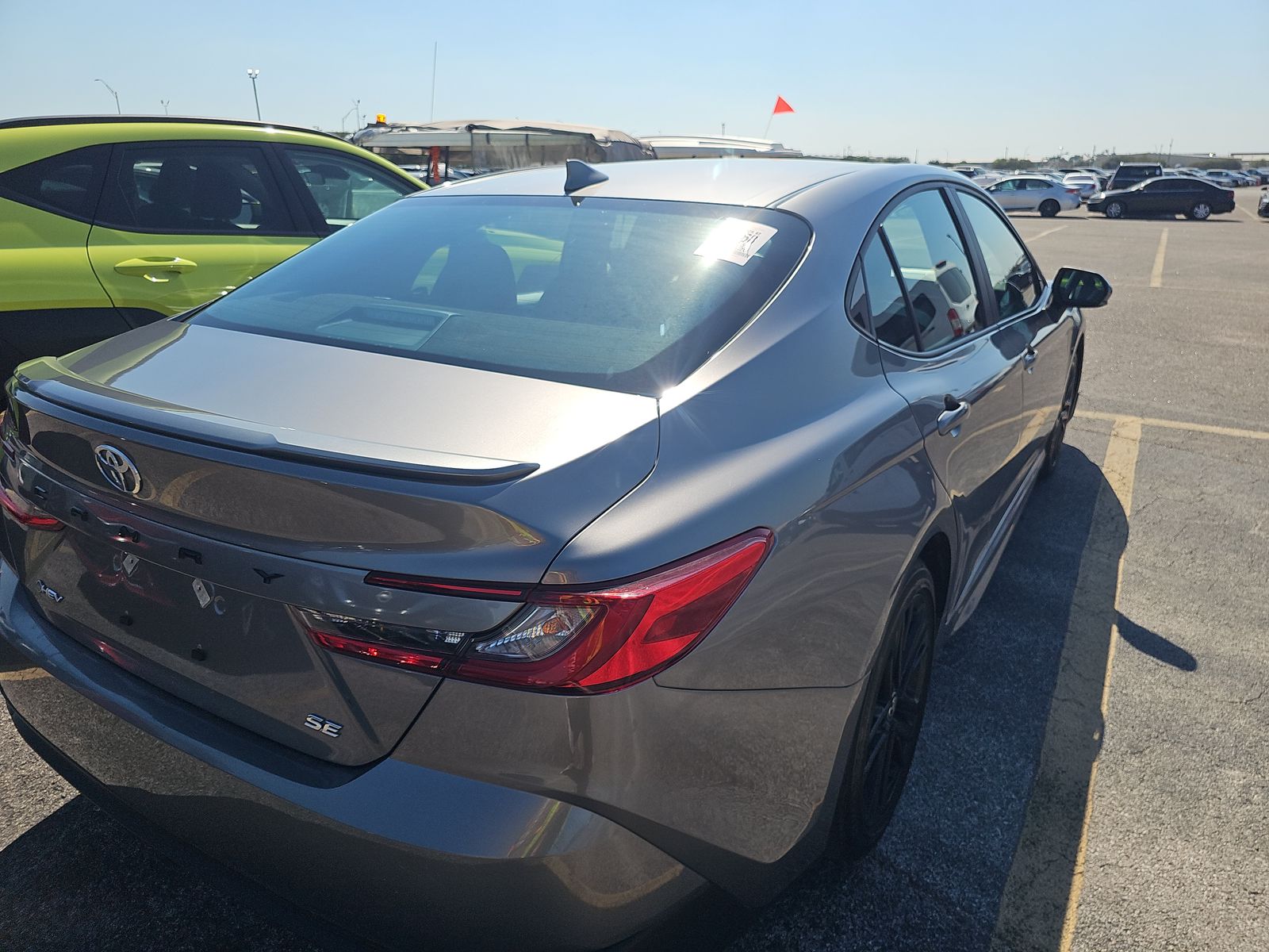 2025 Toyota Camry SE FWD