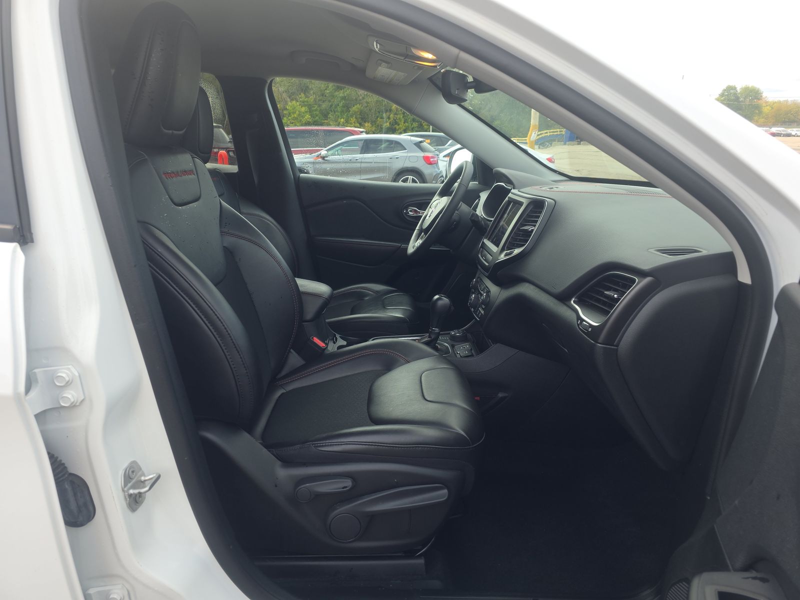 2022 Jeep Cherokee Trailhawk AWD