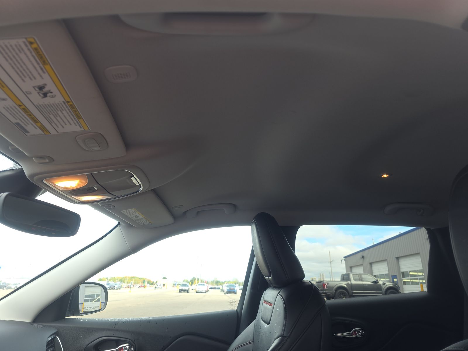 2022 Jeep Cherokee Trailhawk AWD