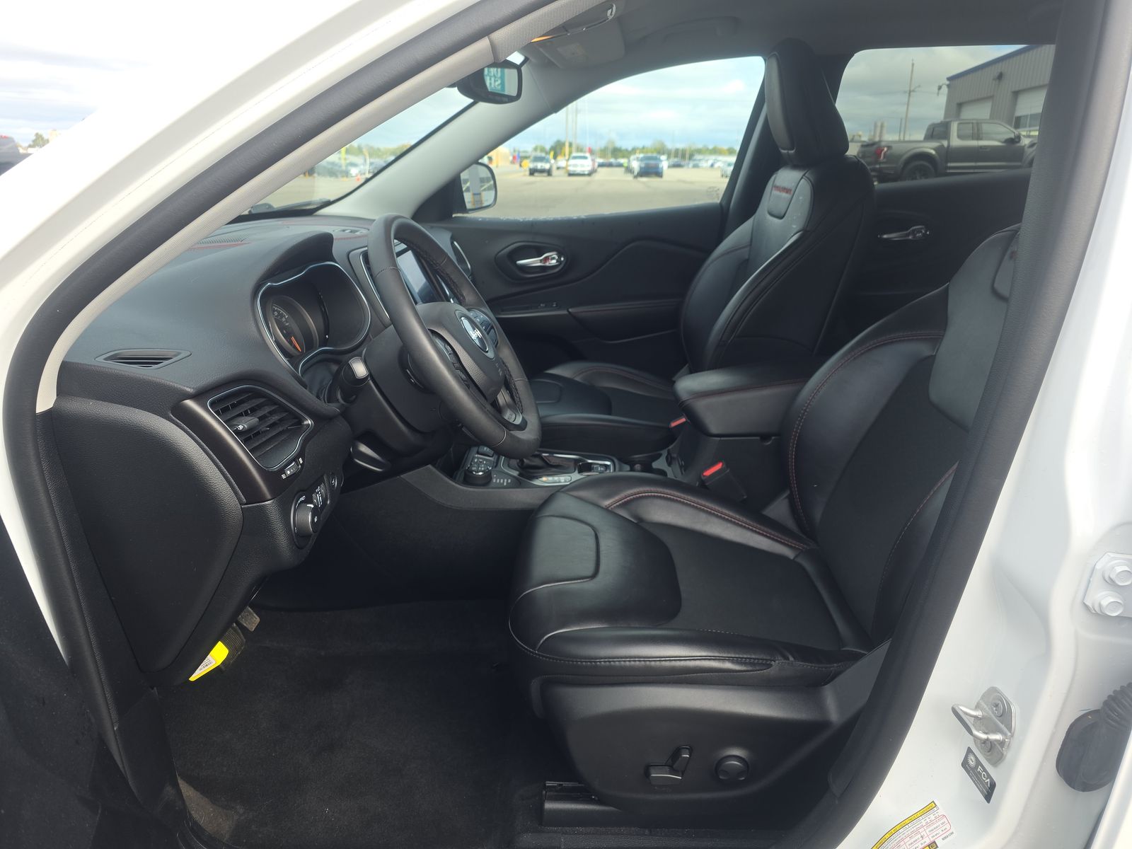 2022 Jeep Cherokee Trailhawk AWD