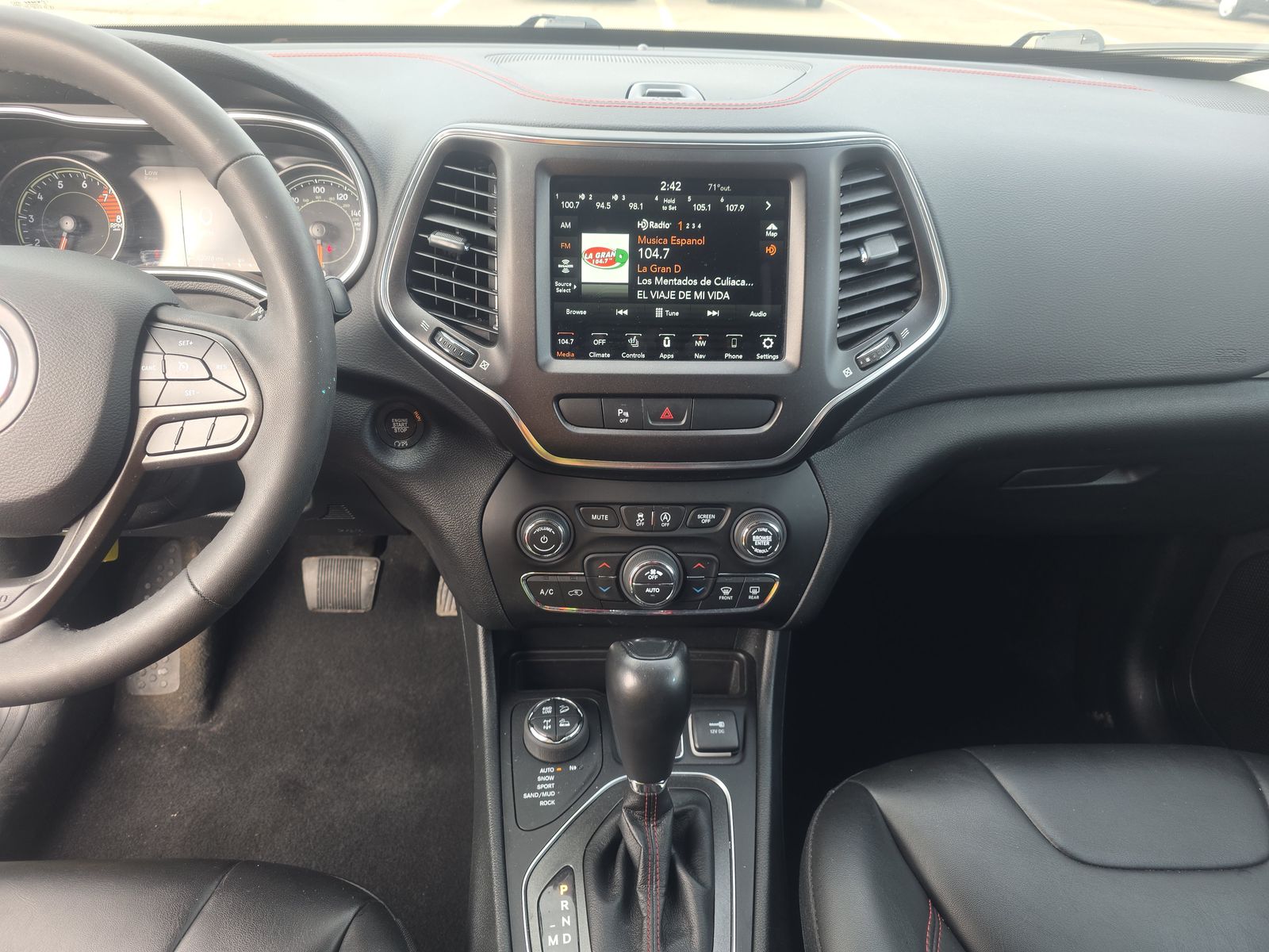 2022 Jeep Cherokee Trailhawk AWD