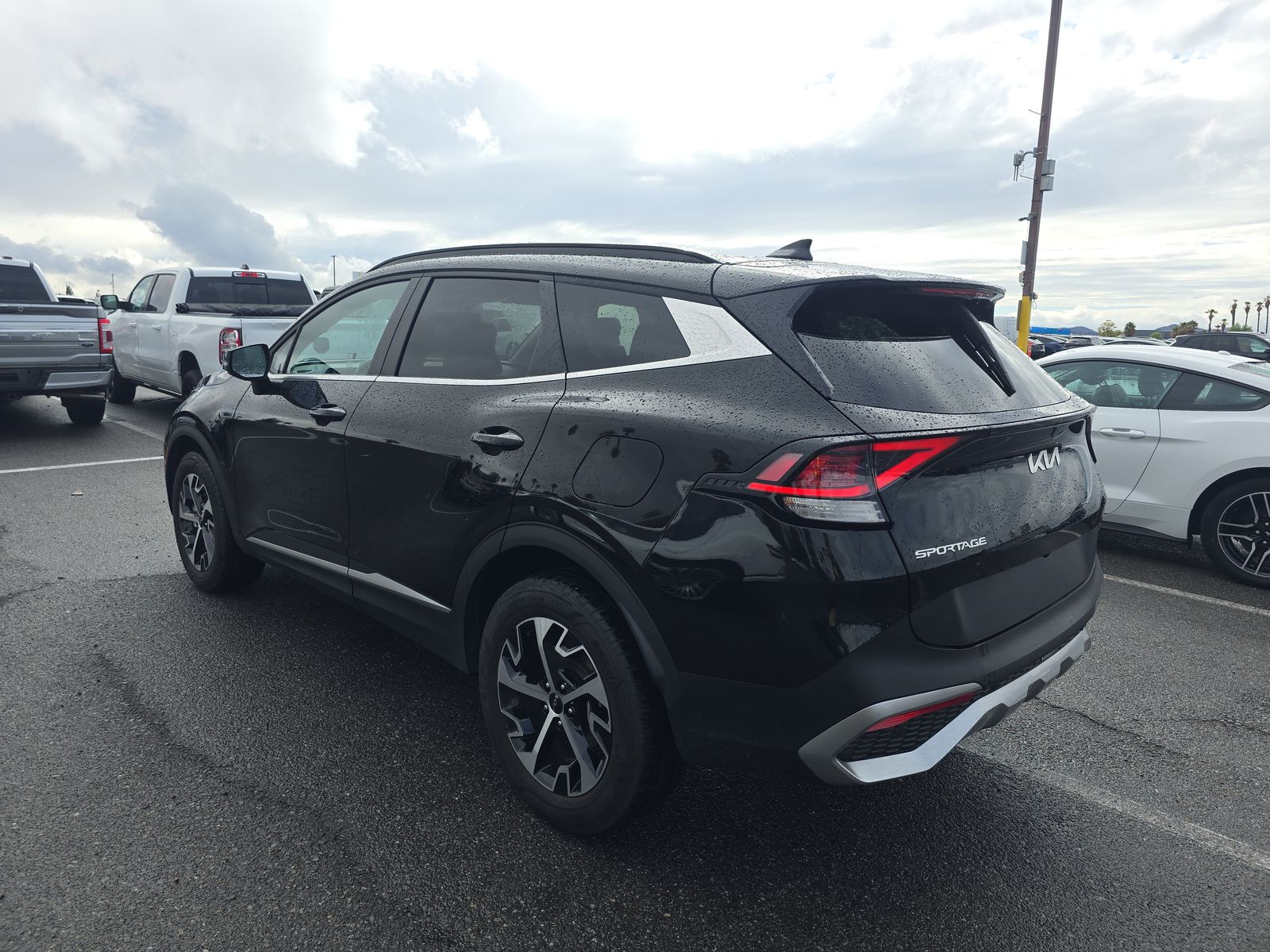 2024 Kia Sportage Hybrid EX AWD