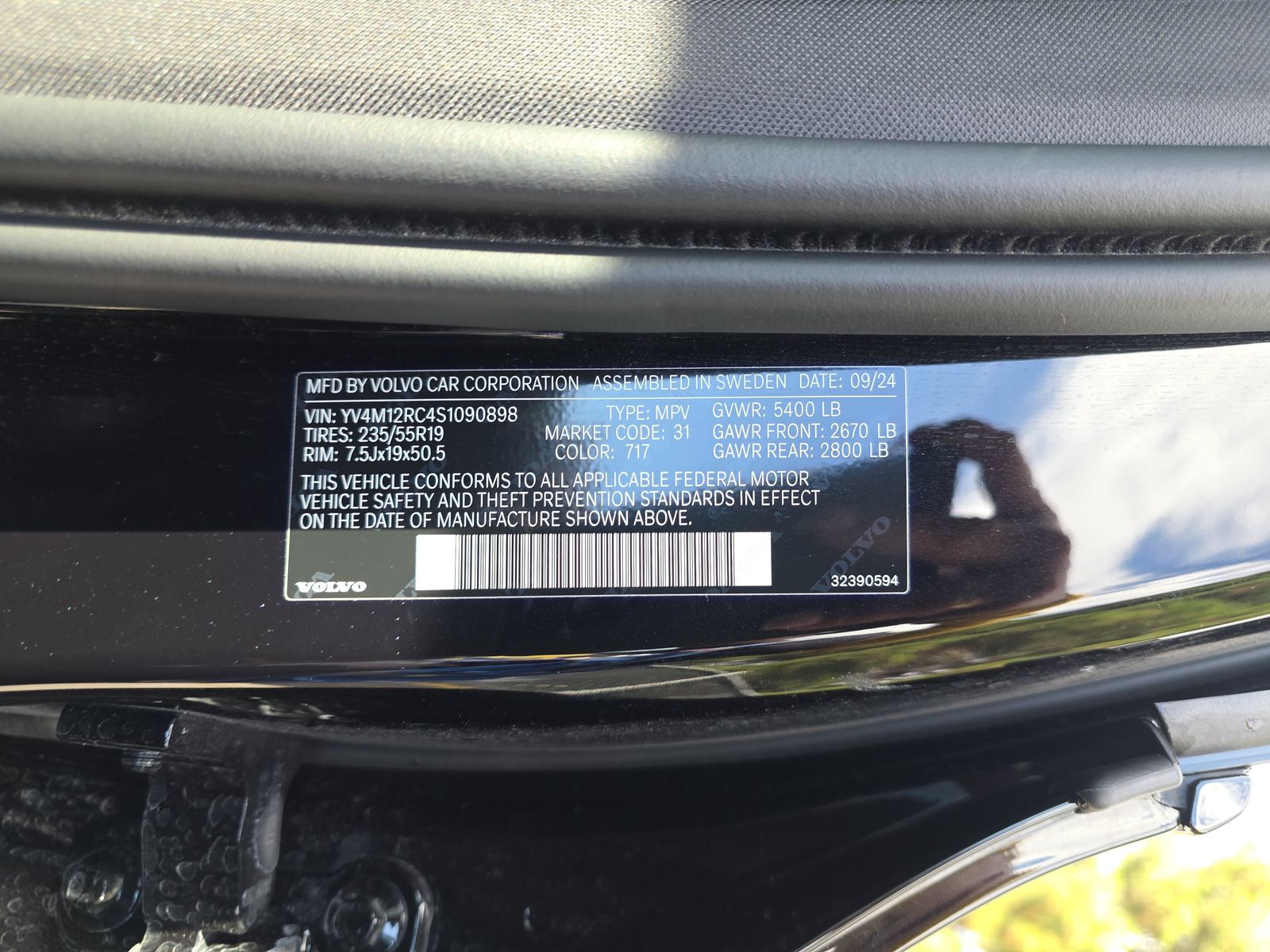 2025 Volvo XC60 B5 Plus AWD