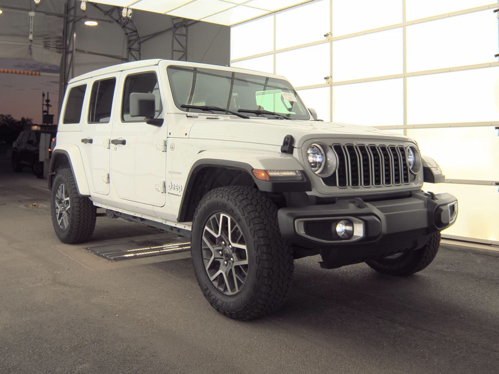 2024 Jeep Wrangler Sahara AWD