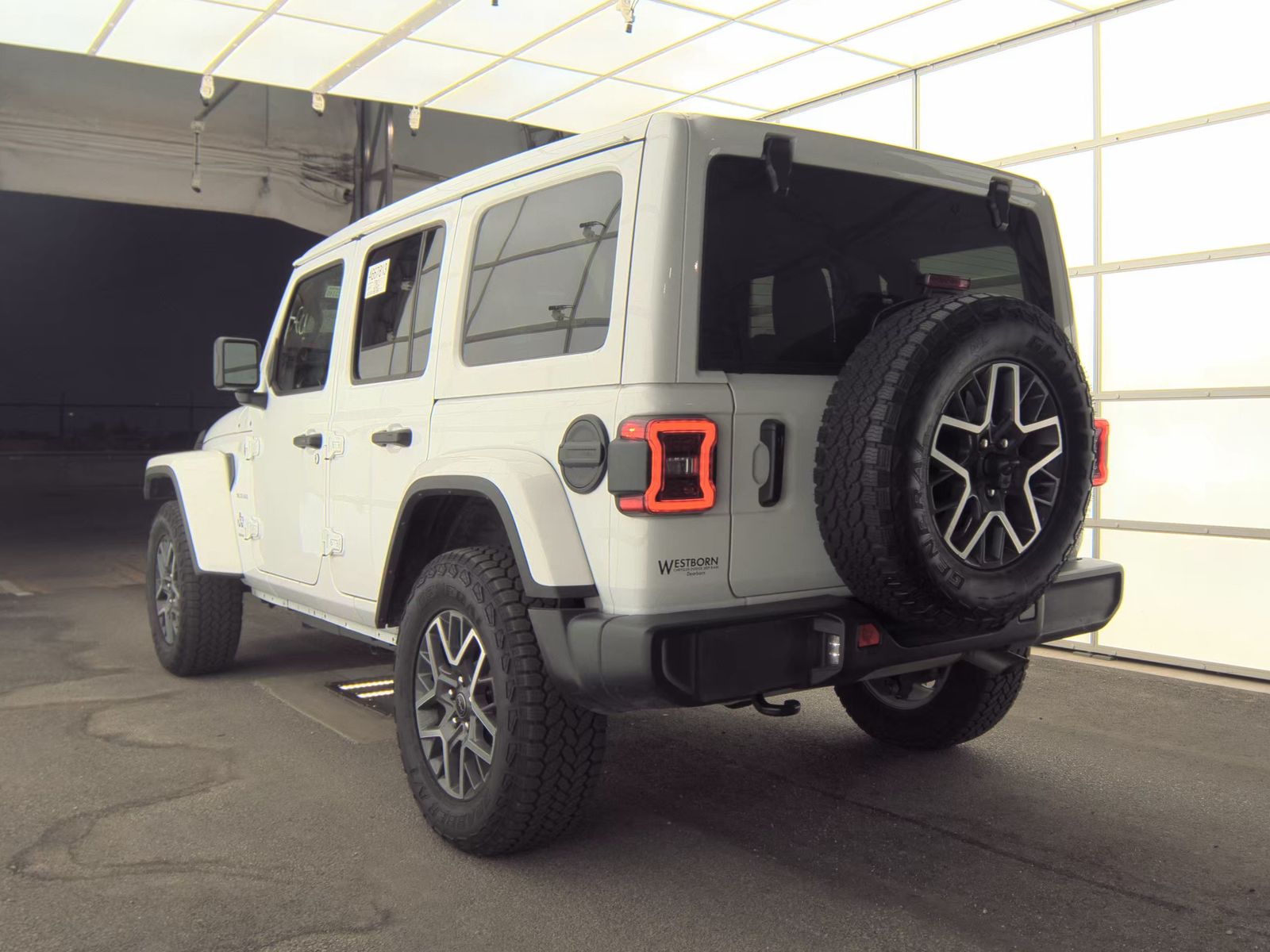 2024 Jeep Wrangler Sahara AWD