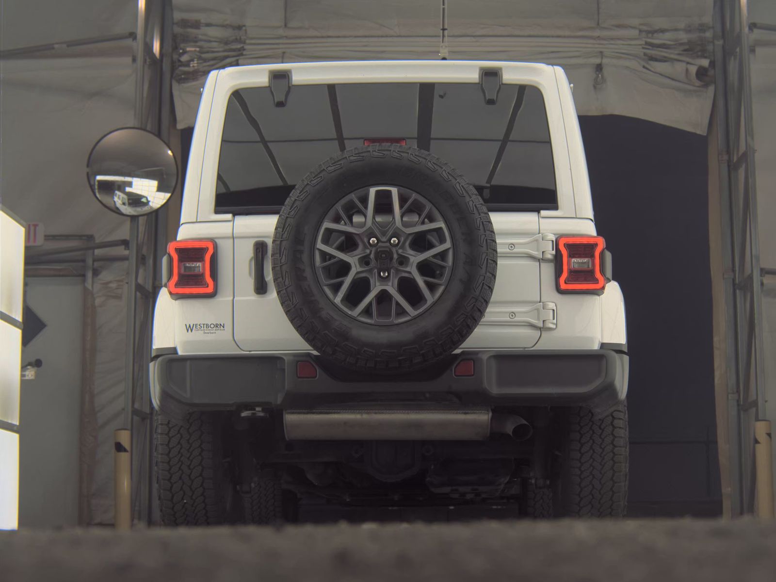 2024 Jeep Wrangler Sahara AWD