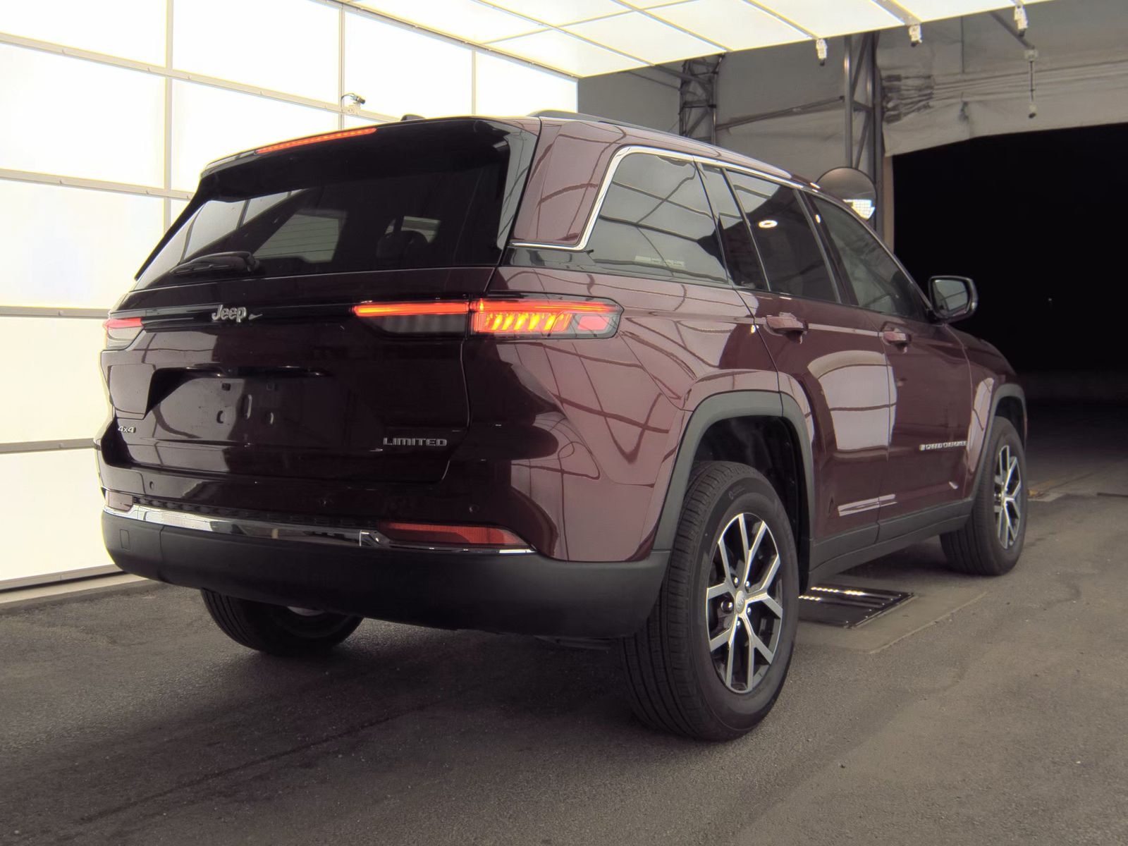 2024 Jeep Grand Cherokee Limited AWD