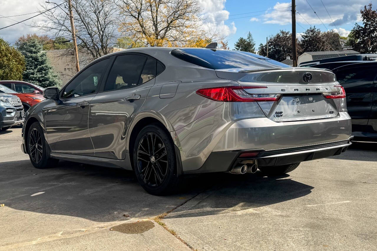 2025 Toyota Camry SE AWD