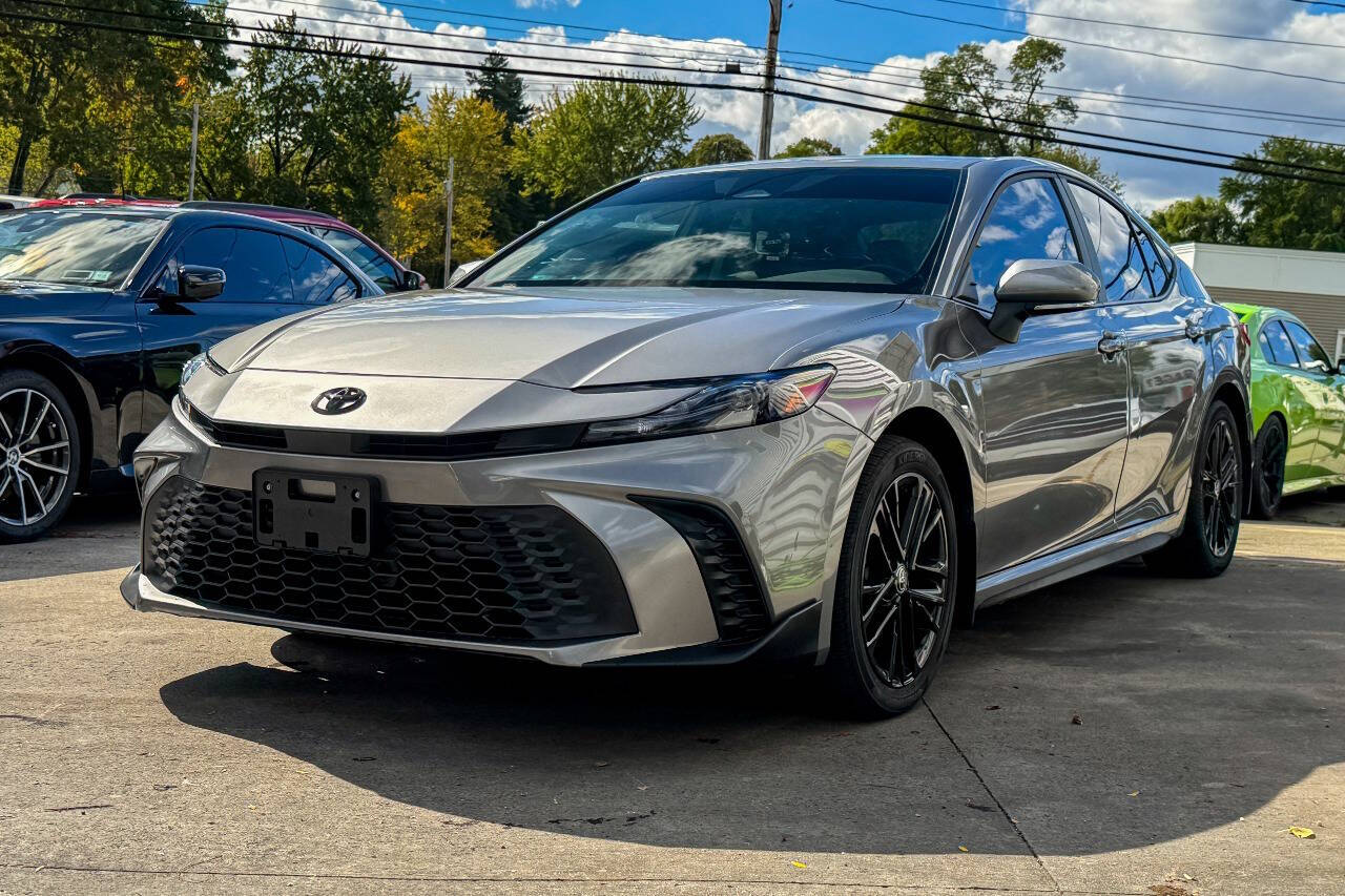 2025 Toyota Camry SE AWD