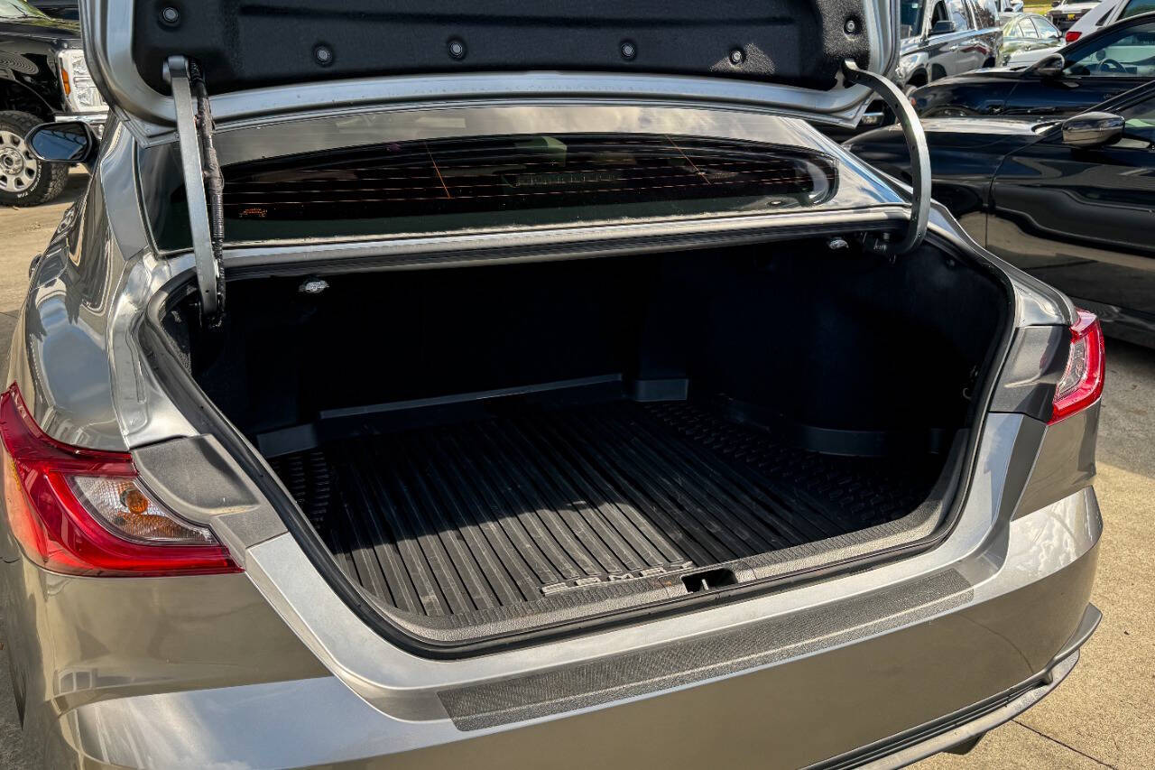 2025 Toyota Camry SE AWD