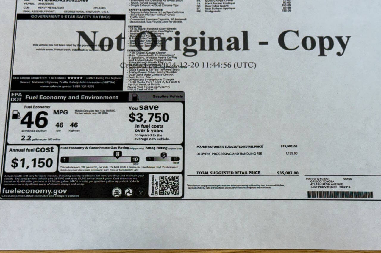 2025 Toyota Camry SE AWD