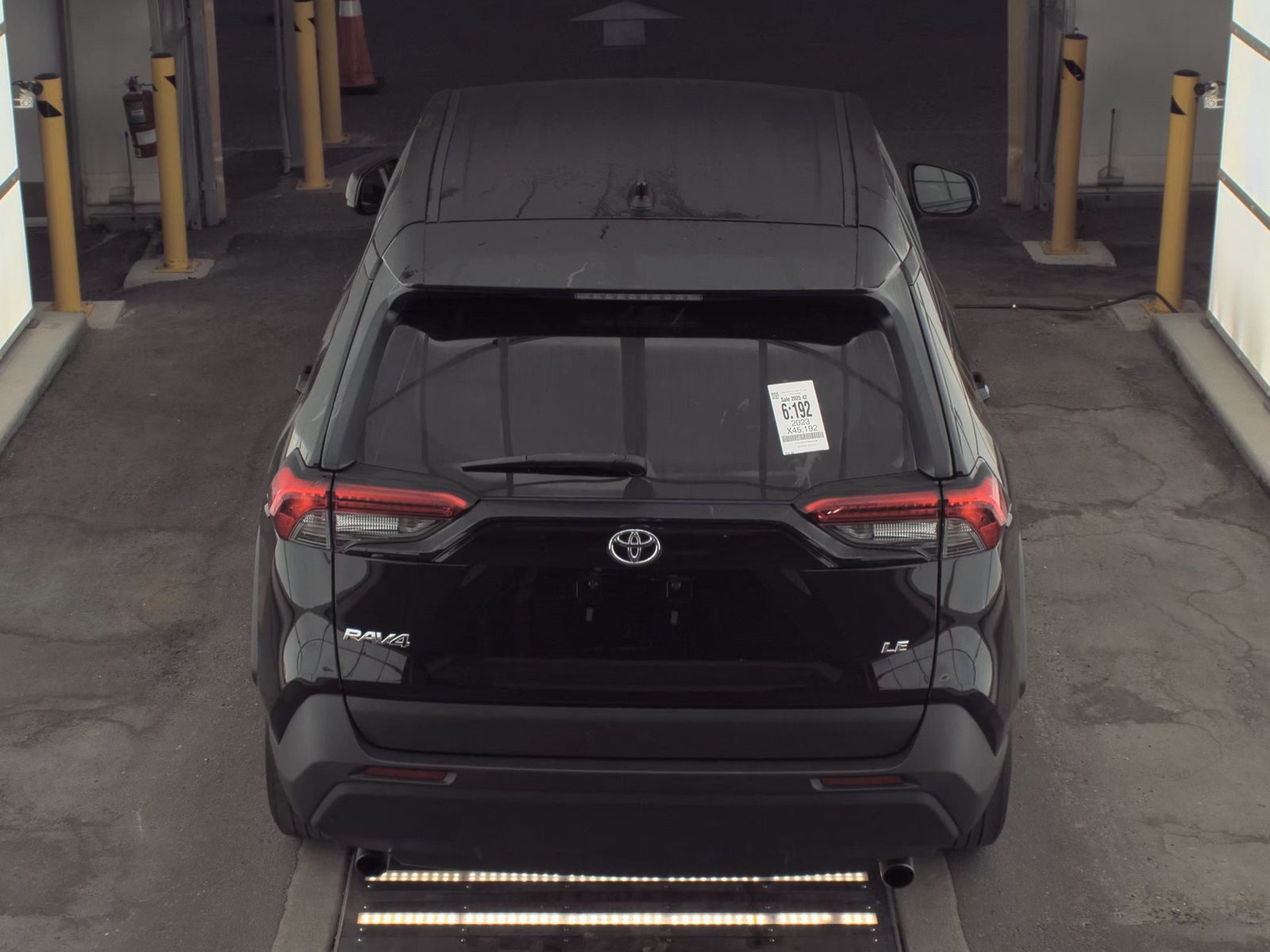 2023 Toyota RAV4 LE FWD