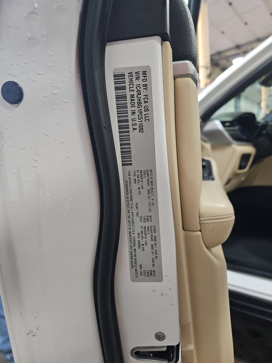 2023 Jeep Grand Cherokee Limited AWD