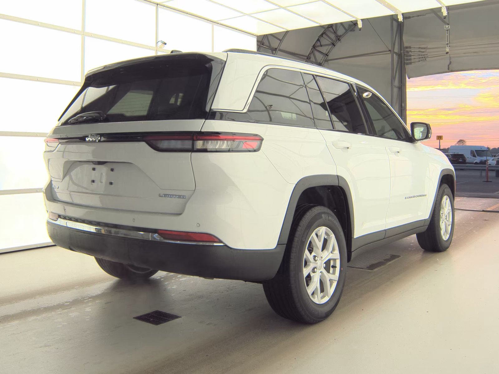 2023 Jeep Grand Cherokee Limited AWD