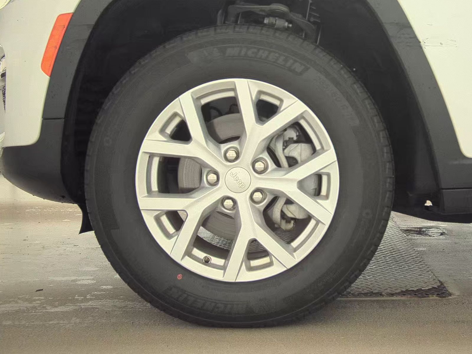 2023 Jeep Grand Cherokee Limited AWD