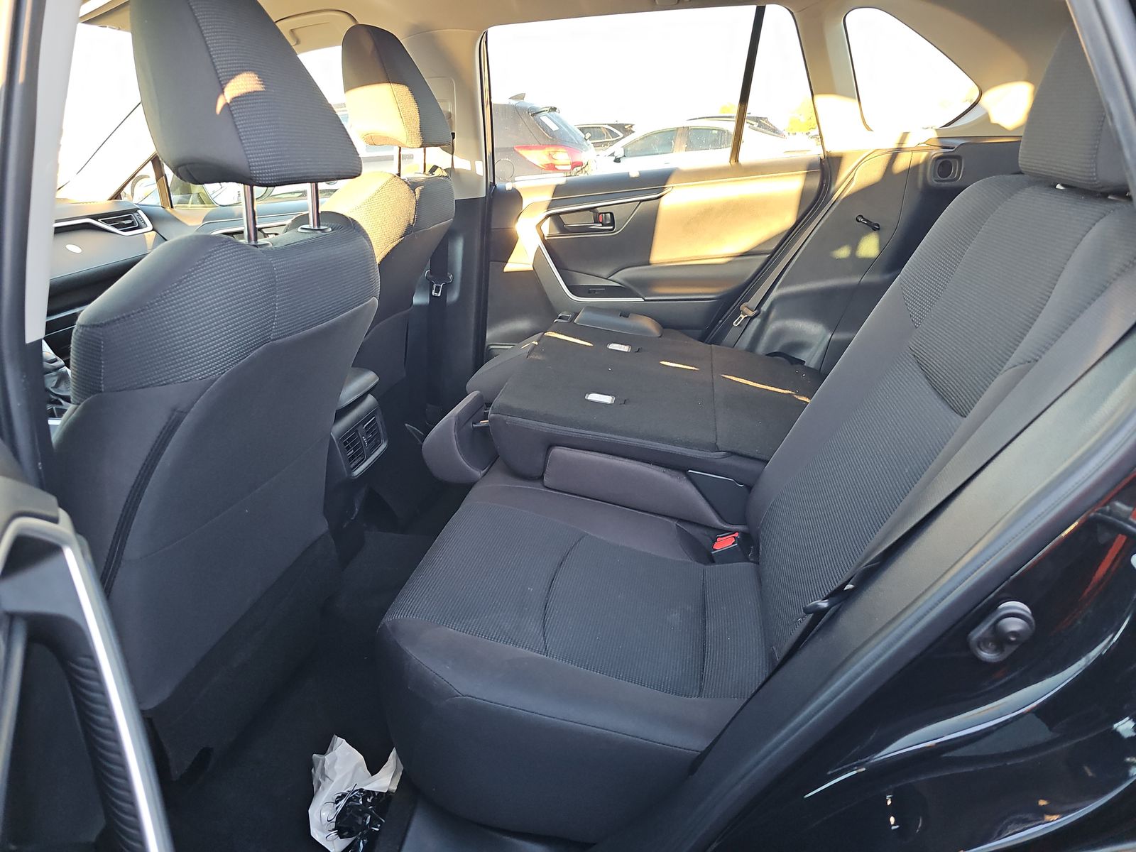 2023 Toyota RAV4 LE FWD