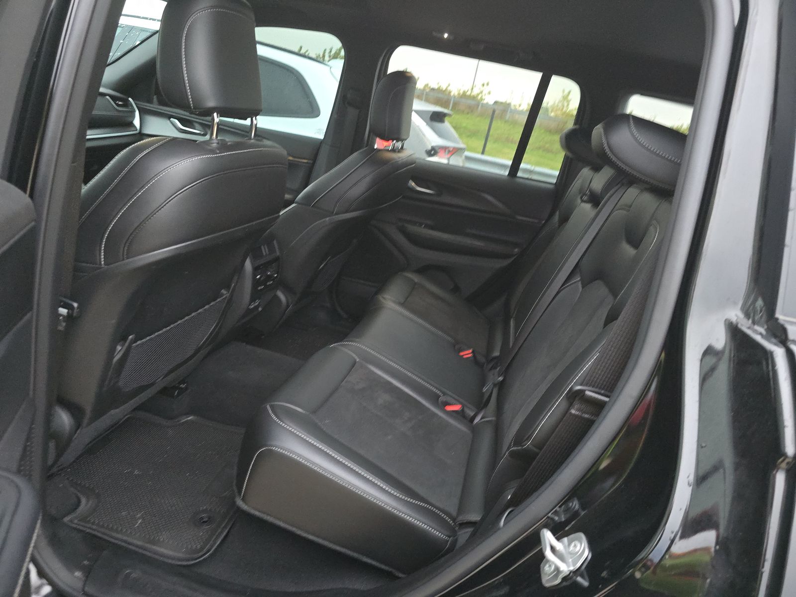 2025 Jeep Grand Cherokee Altitude X AWD