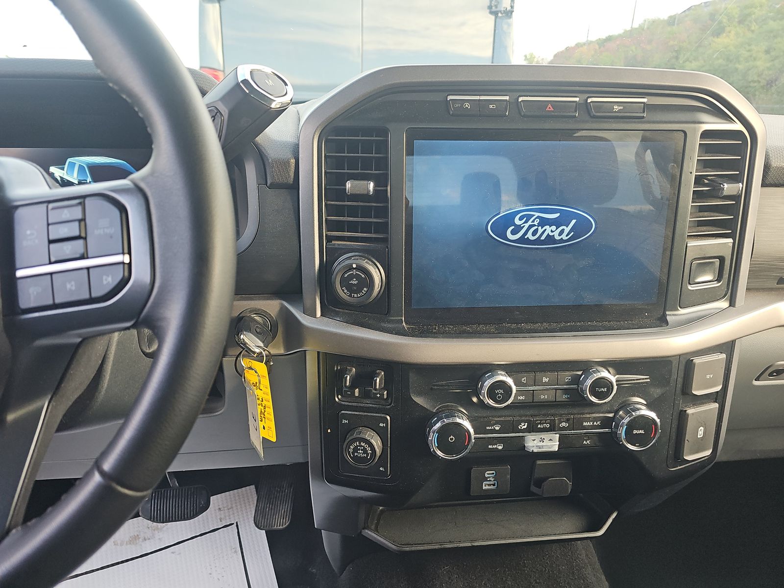 2024 Ford F-150 XLT AWD