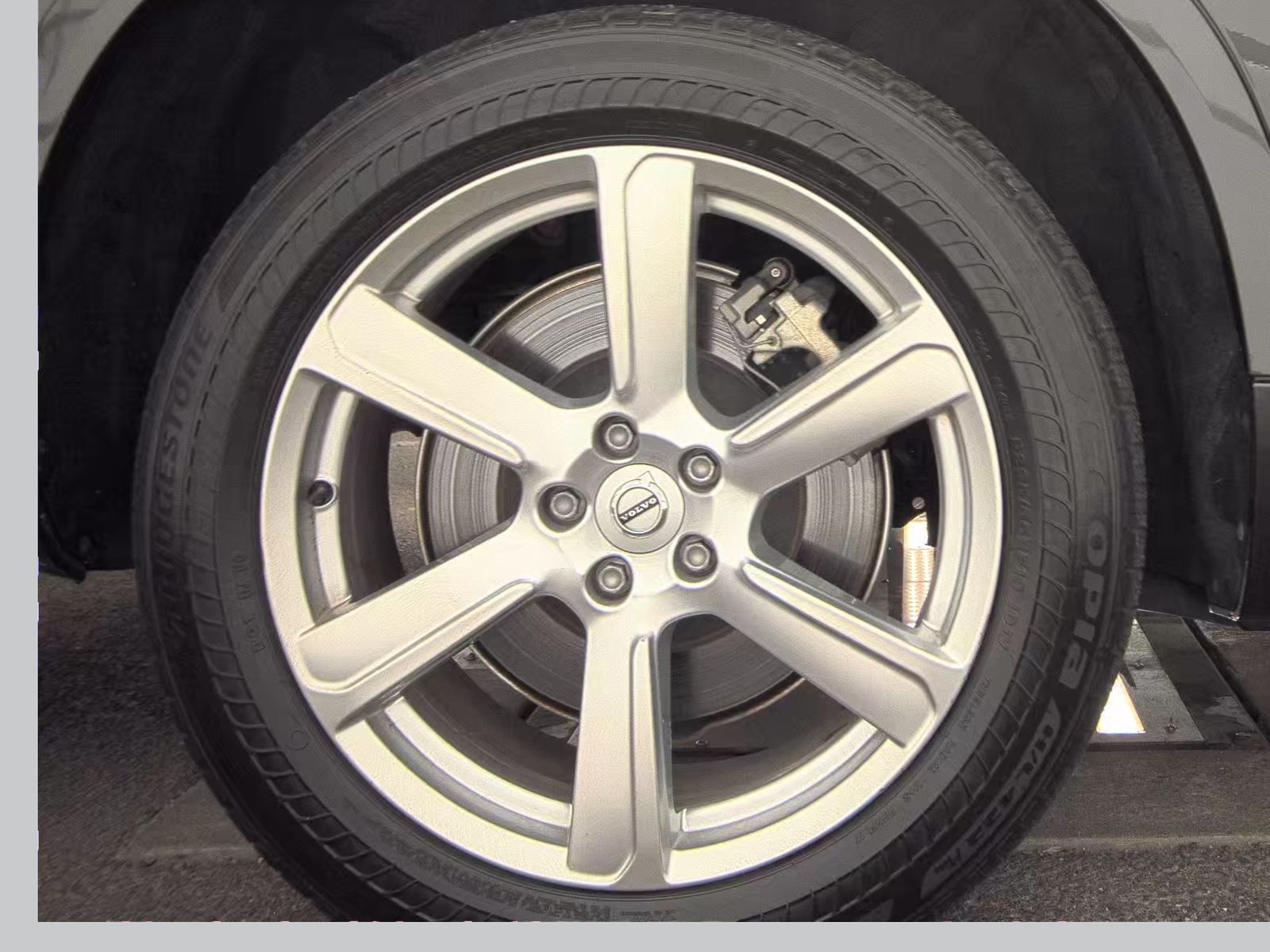 2024 Volvo XC90 B6 Core AWD