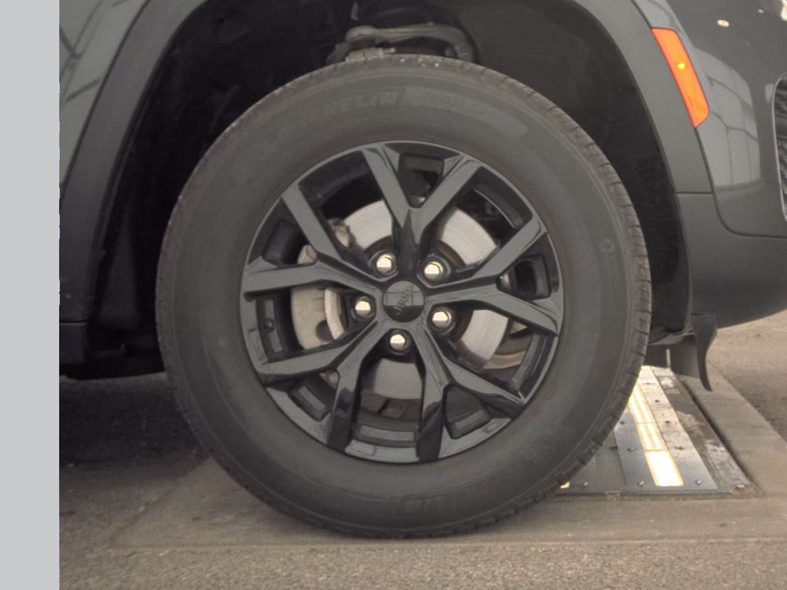 2024 Jeep Grand Cherokee Altitude AWD