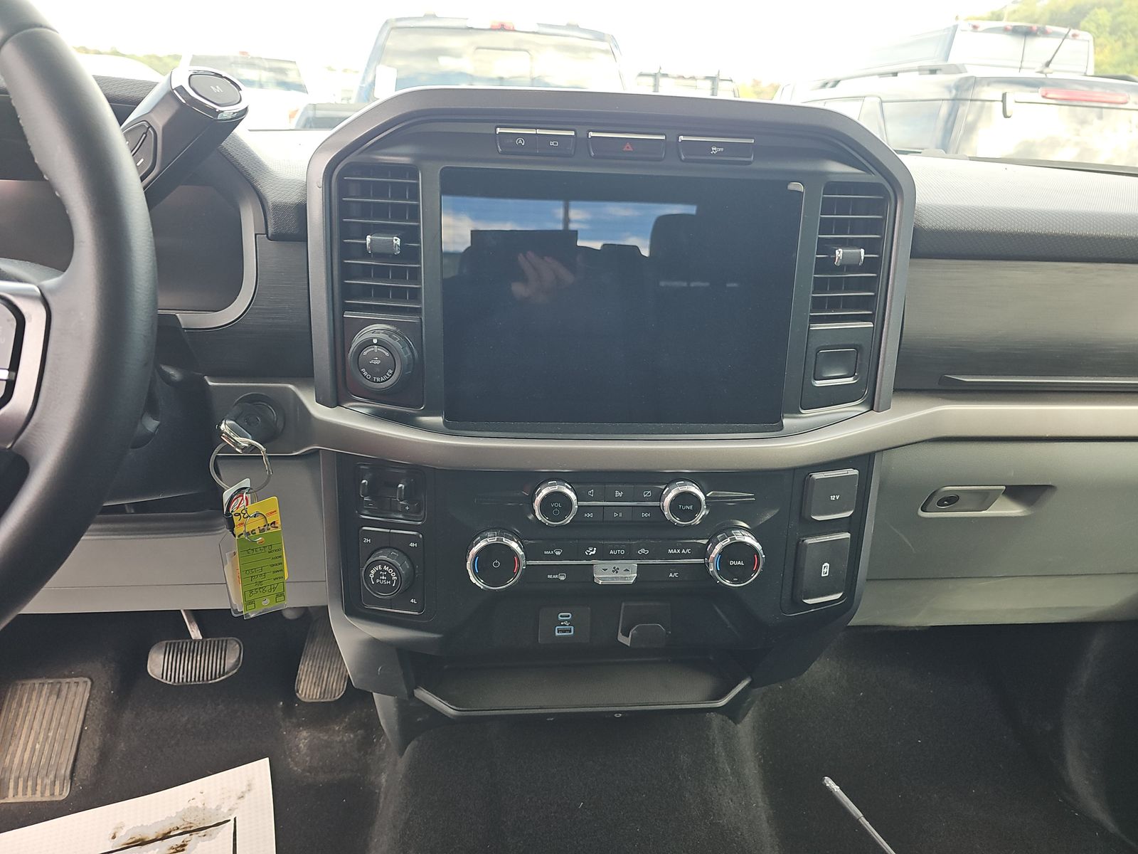 2024 Ford F-150 XLT AWD