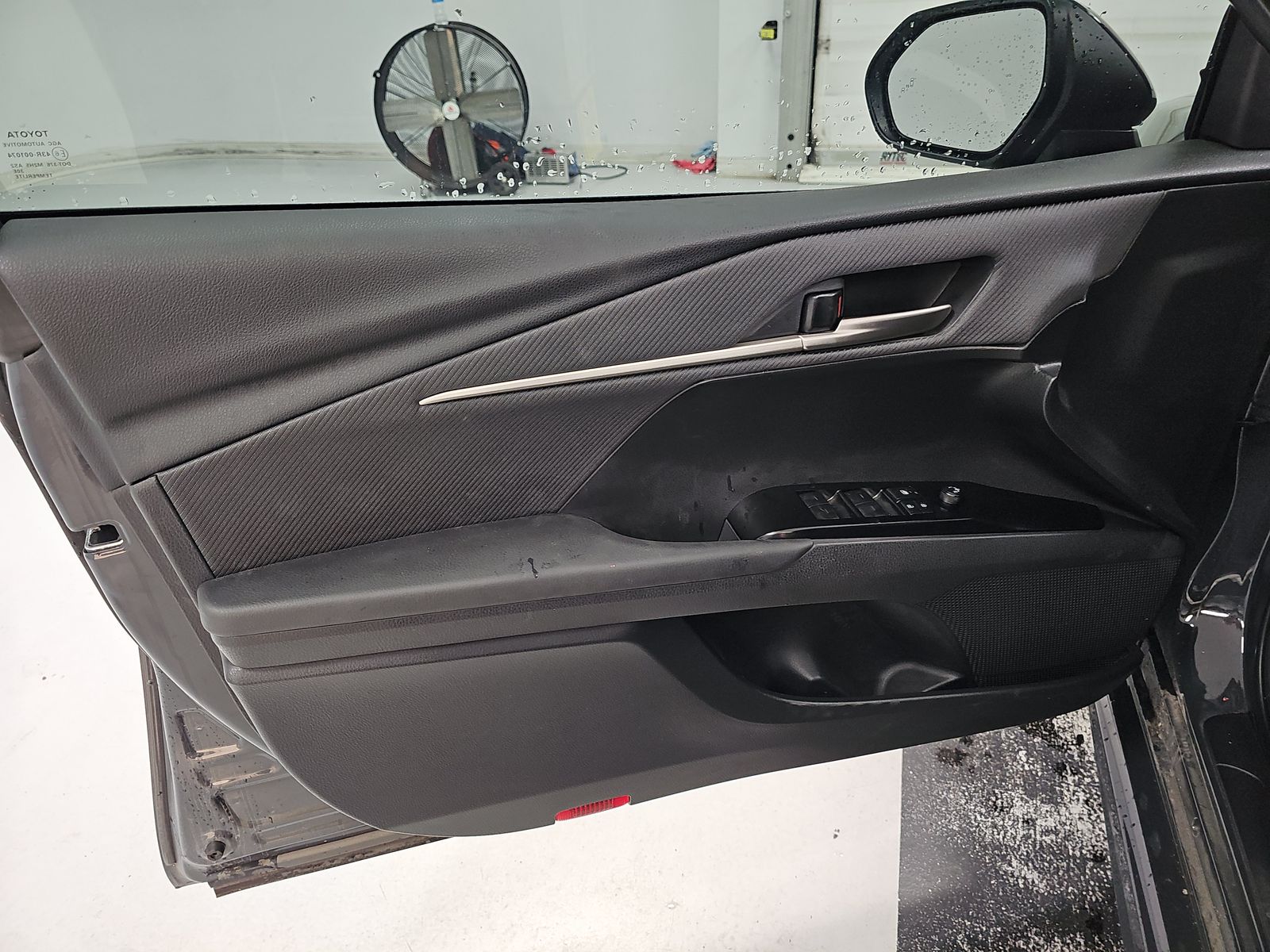 2025 Toyota Camry LE FWD