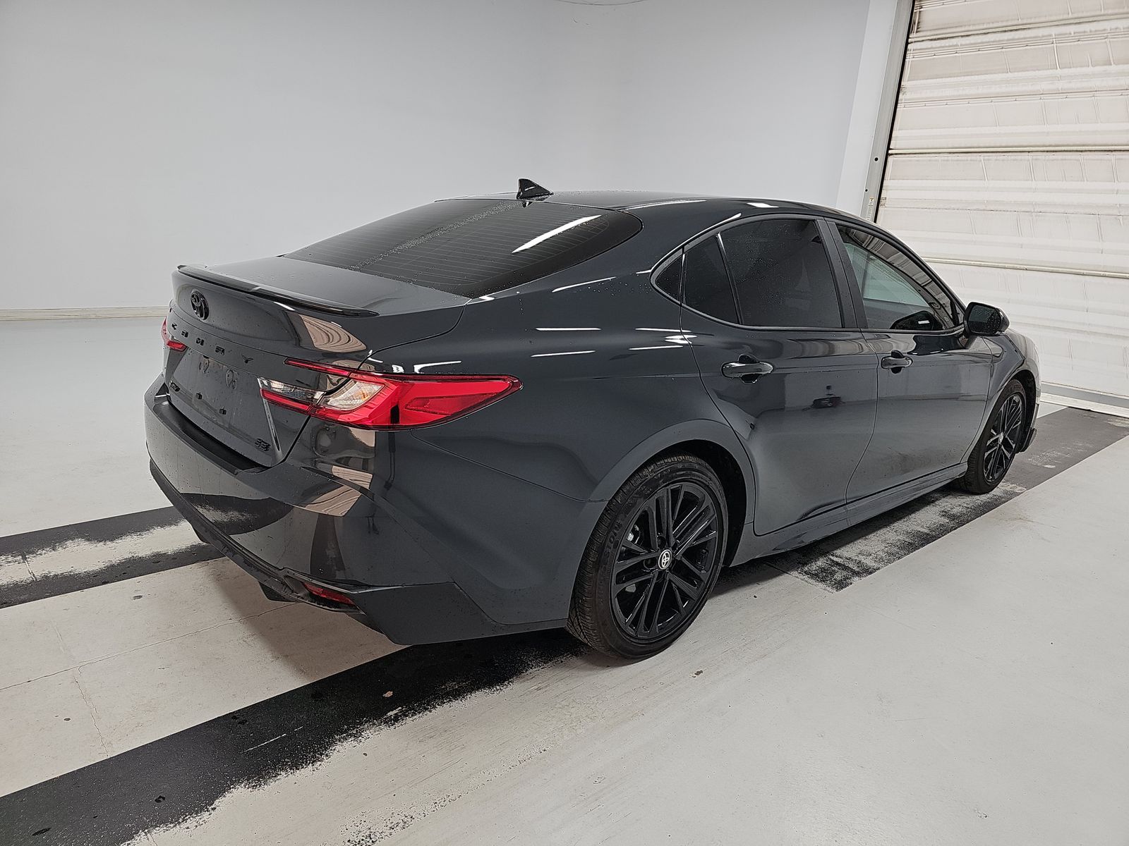 2025 Toyota Camry LE FWD