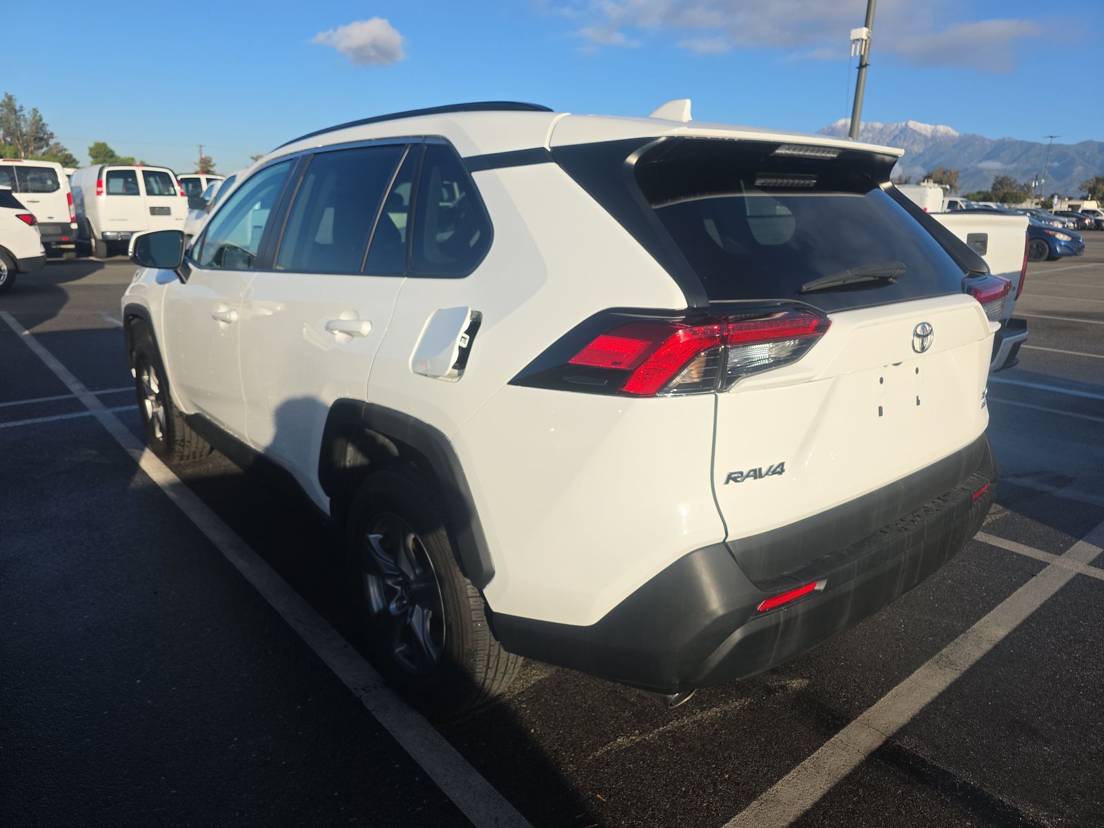 2023 Toyota RAV4 XLE AWD