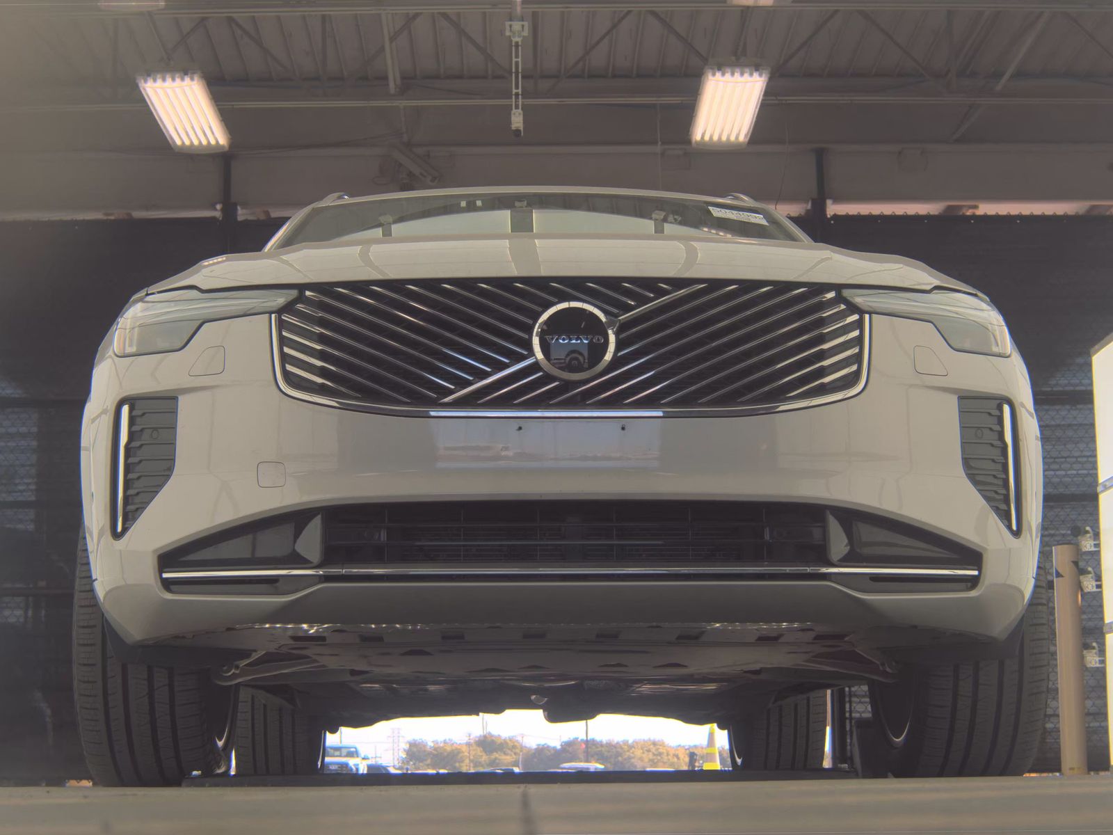 2025 Volvo XC90 B6 Plus AWD