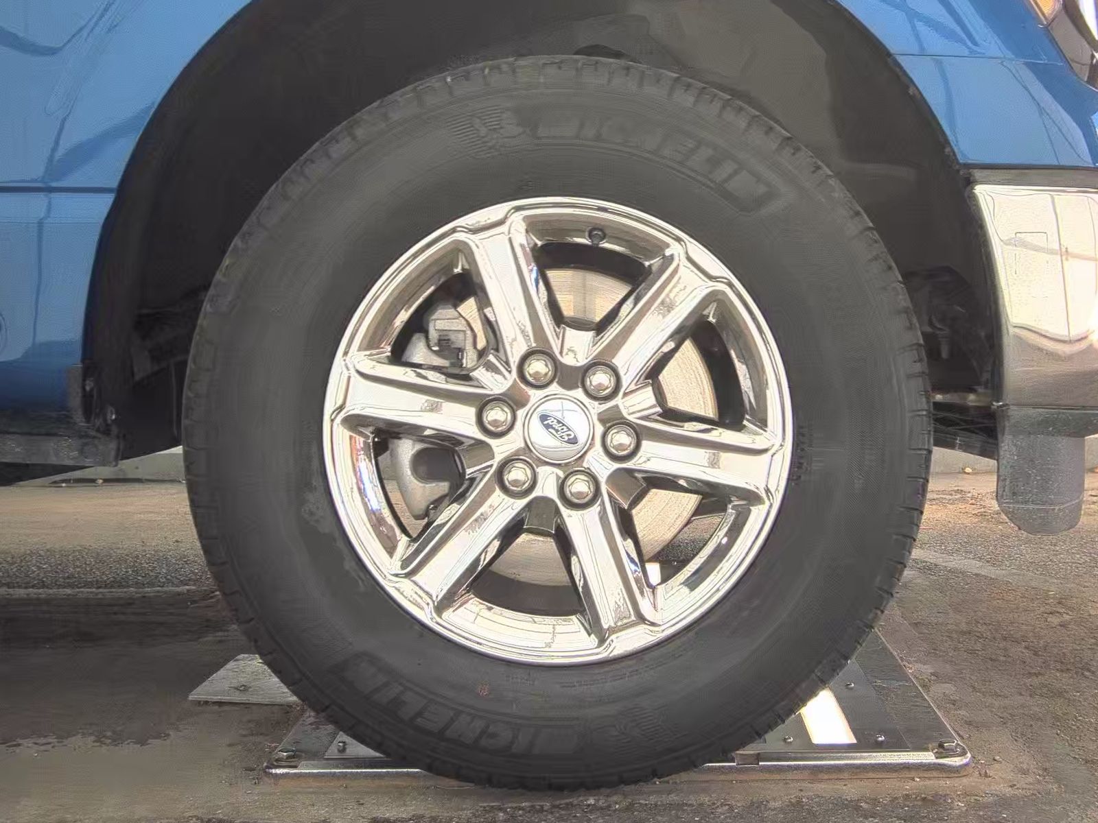 2024 Ford F-150 XLT AWD