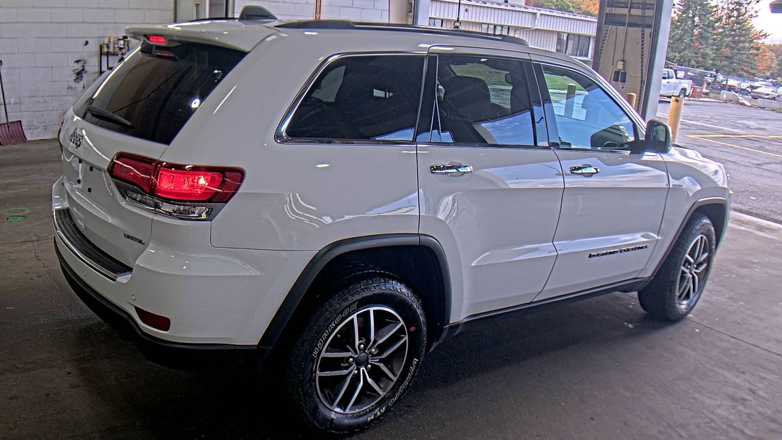 2022 Jeep Grand Cherokee Limited AWD