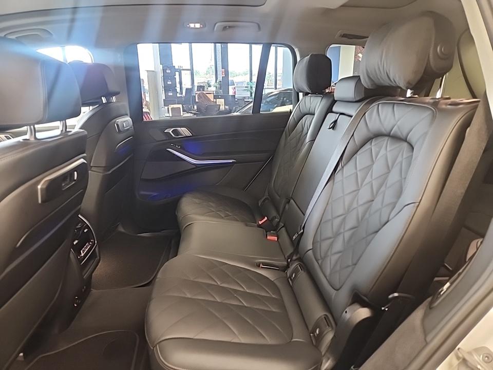2024 BMW X7 xDrive40i AWD