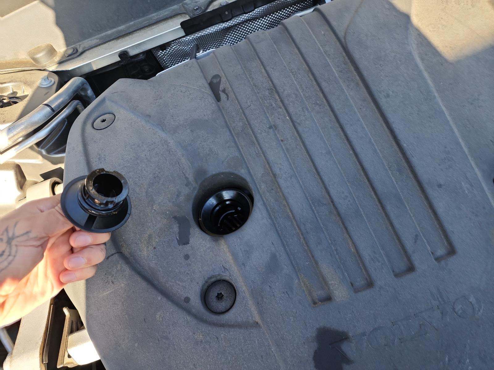 2022 Volvo XC60 B5 Momentum AWD