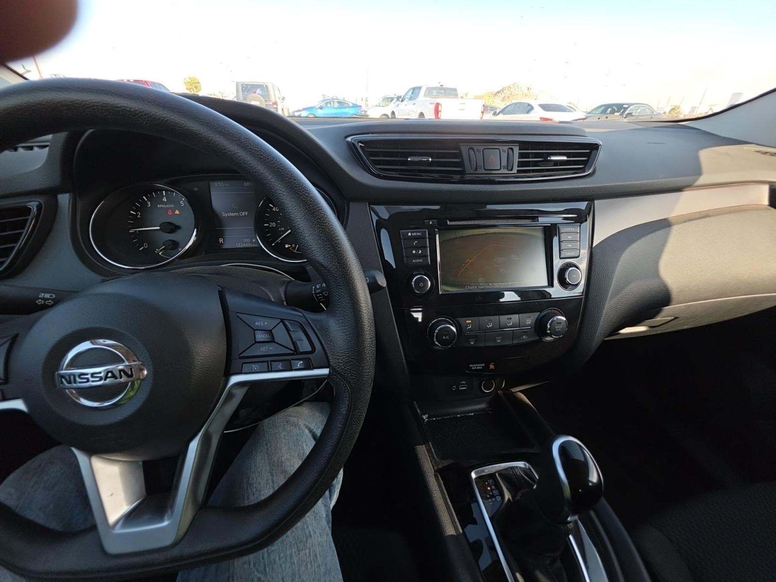 2020 Nissan Rogue Sport S FWD