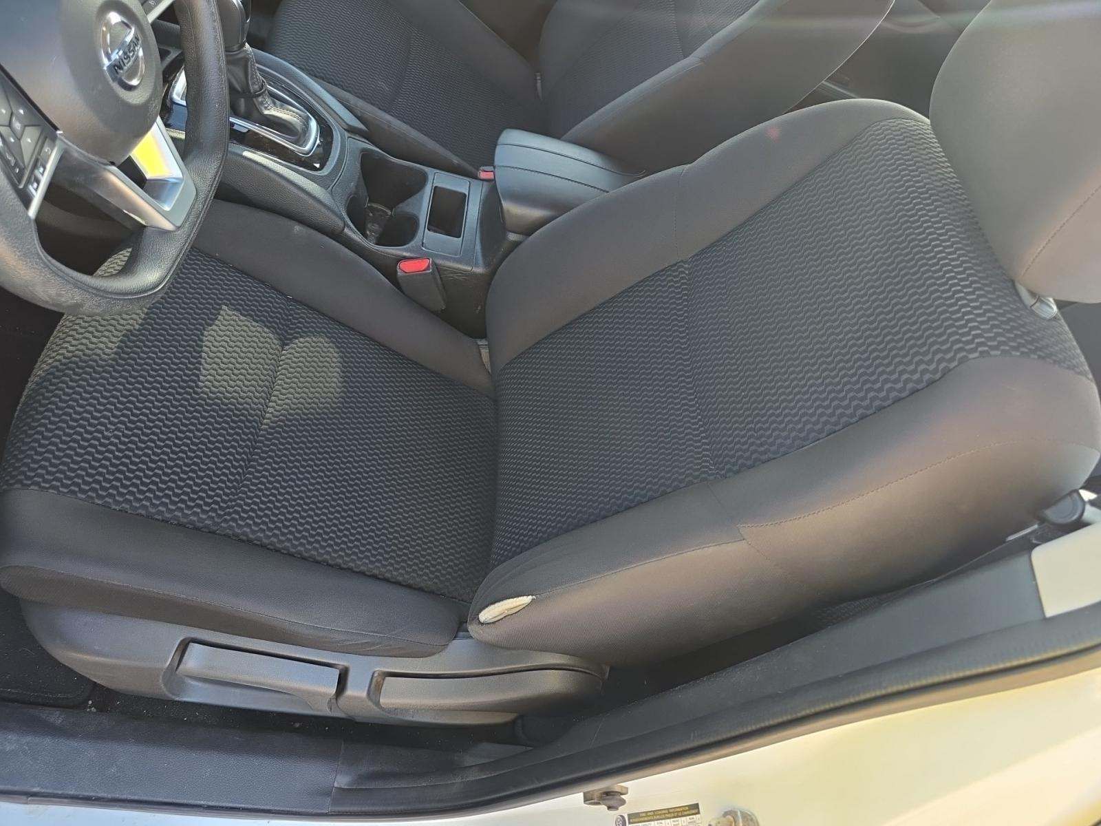 2020 Nissan Rogue Sport S FWD