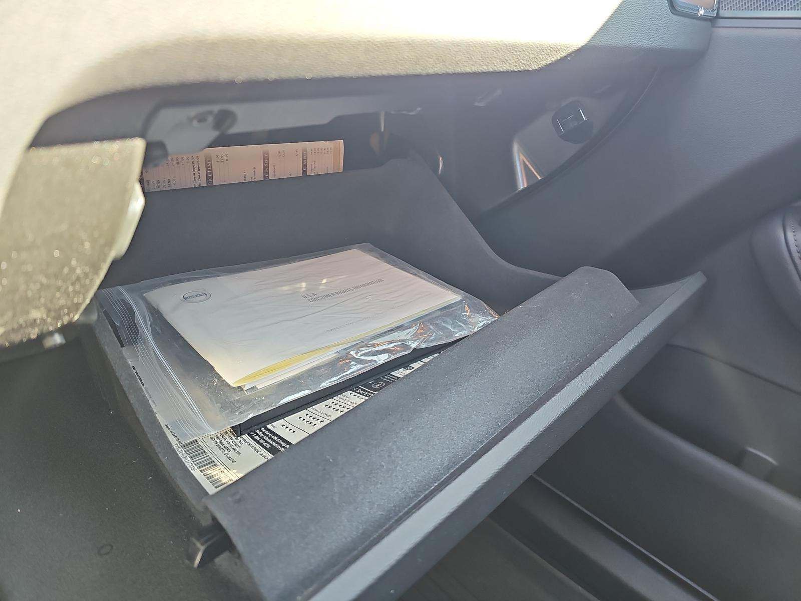 2024 Volvo XC60 B5 Plus AWD