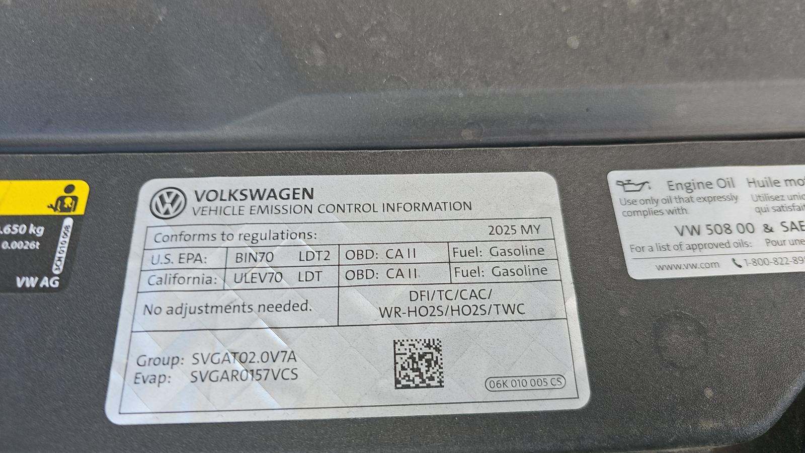 2025 Volkswagen Atlas 2.0T SEL Premium R-Line AWD