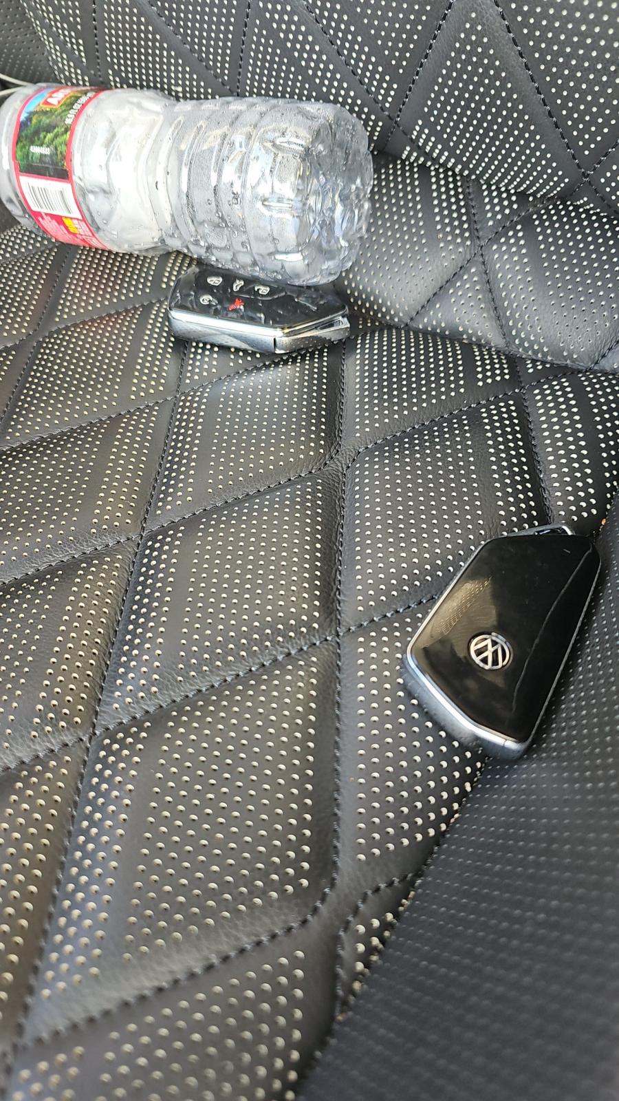 2025 Volkswagen Atlas 2.0T SEL Premium R-Line AWD