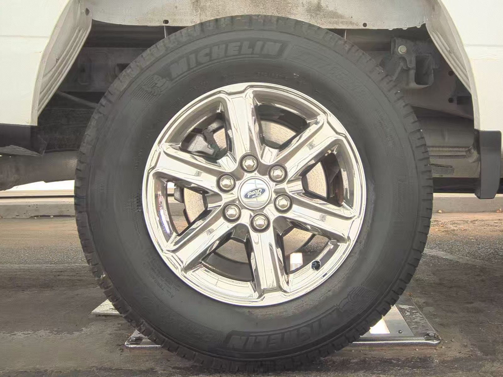 2024 Ford F-150 XLT AWD