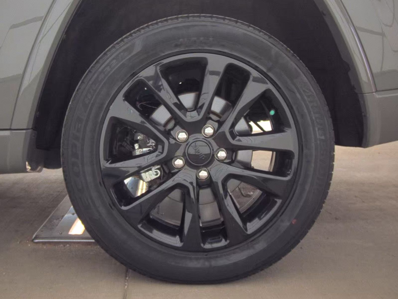 2022 Jeep Grand Cherokee Laredo X AWD