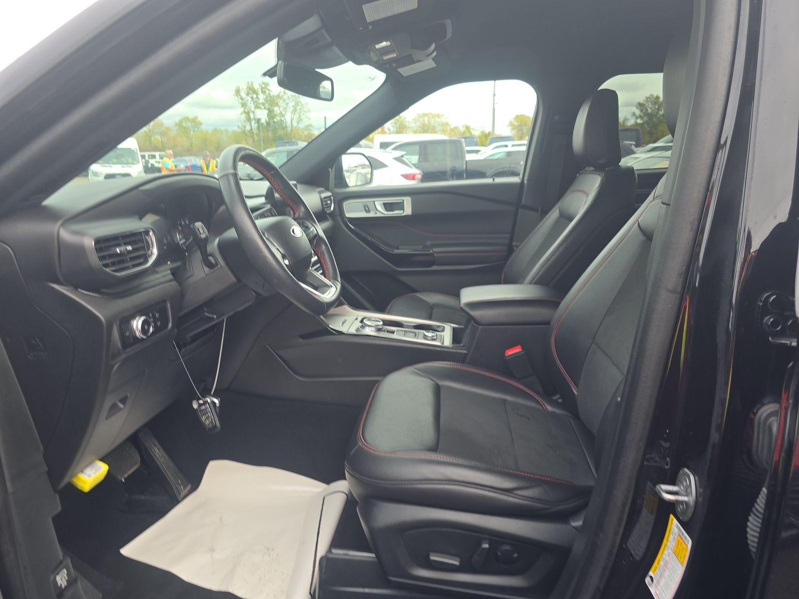 2023 Ford Explorer ST-Line AWD