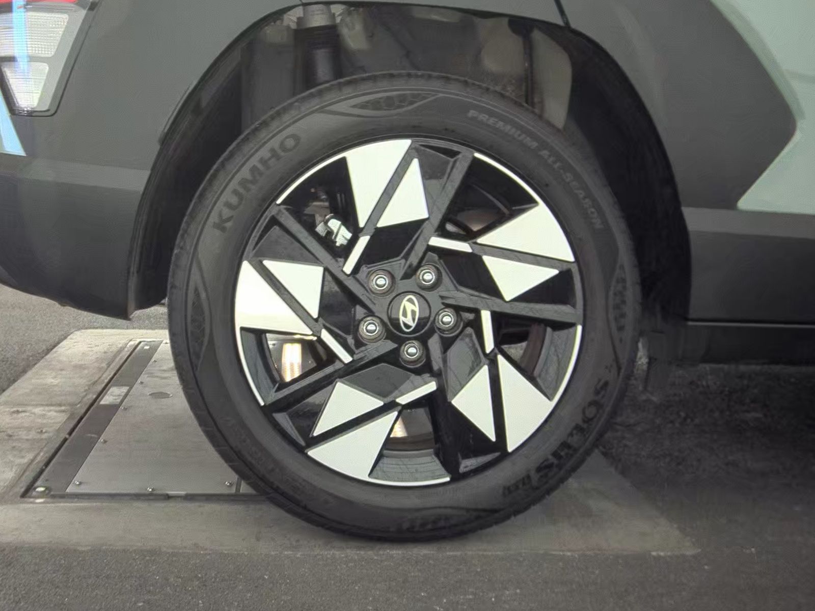 2025 Hyundai Kona SEL Convenience FWD