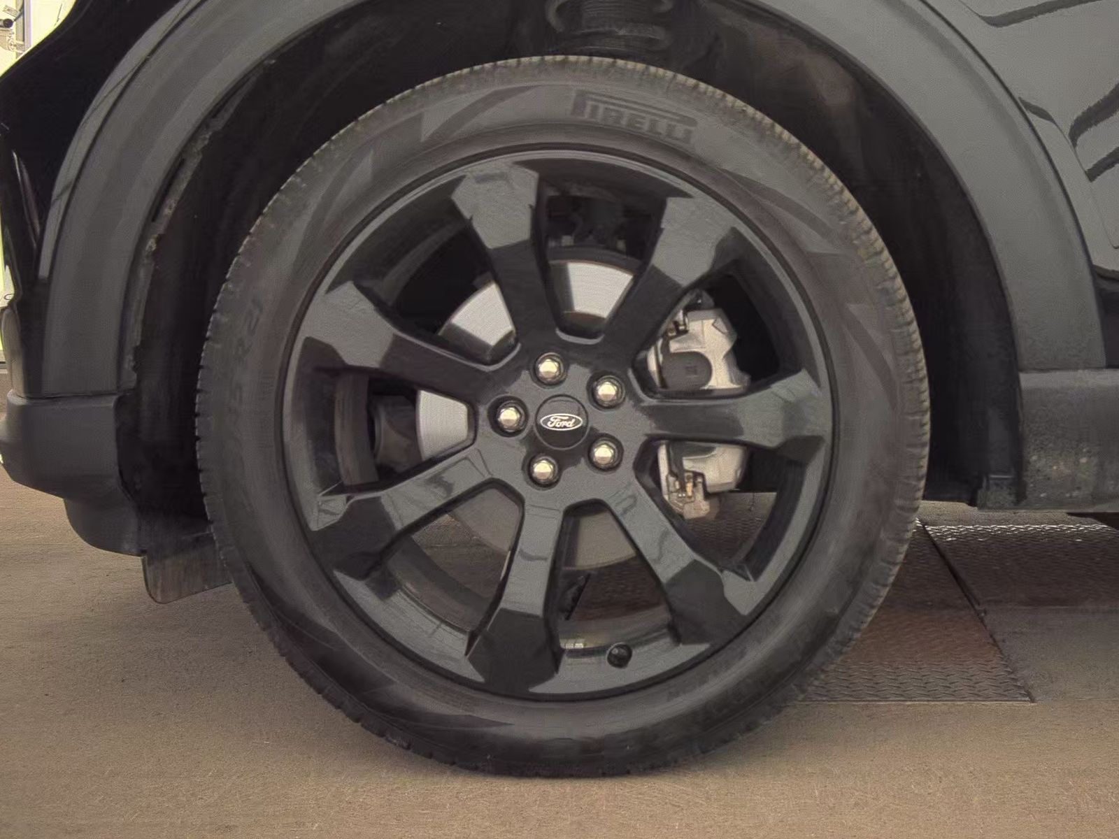 2023 Ford Explorer ST-Line AWD