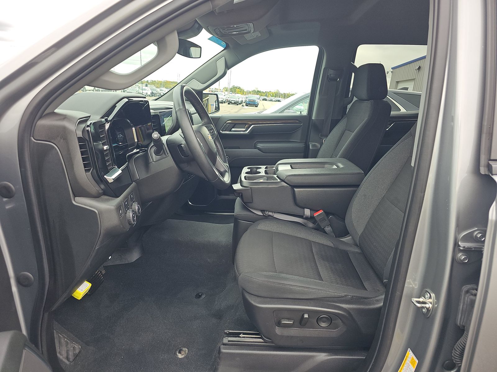 2024 Chevrolet Silverado 1500 LT AWD