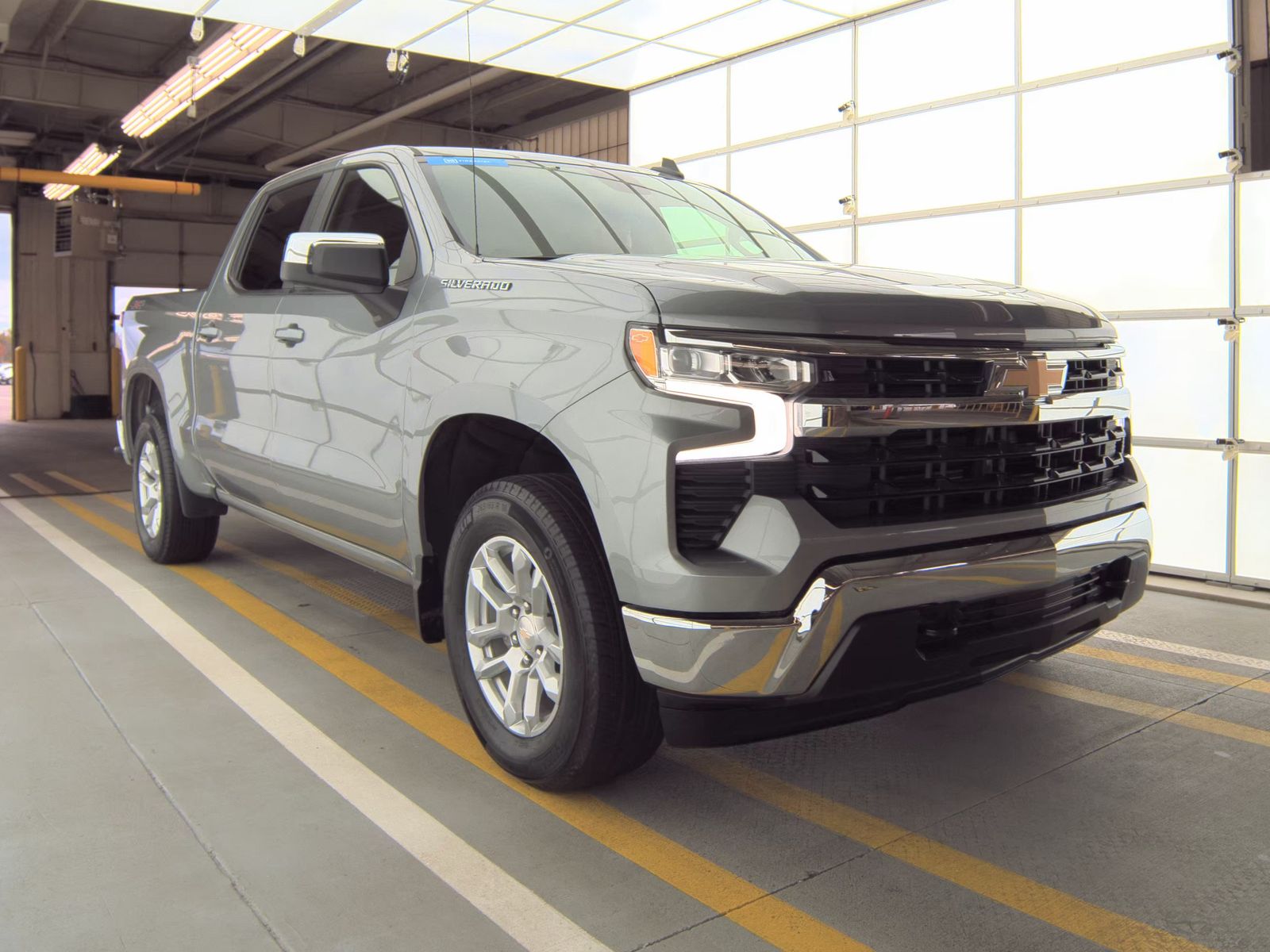 2024 Chevrolet Silverado 1500 LT AWD
